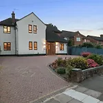 Premium 4Br Family Home W/ Garden Annex And Gym