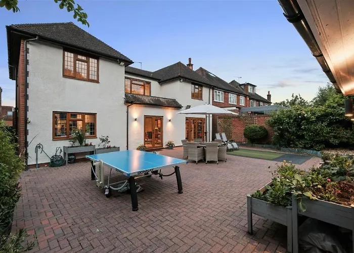 Premium 4Br Family Home W/ Garden Annex And Gym