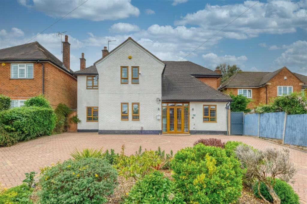 Premium 4br Family W/ Garden Annex And Gym * Birmingham