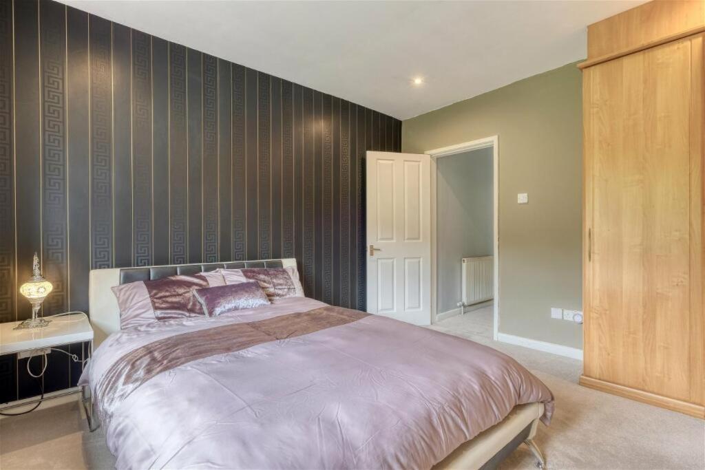 Premium 4br Family W/ Garden Annex And Gym Holiday home Birmingham