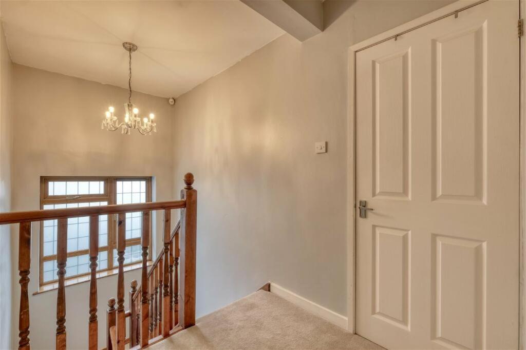 Premium 4br Family W/ Garden Annex And Gym Holiday home *
