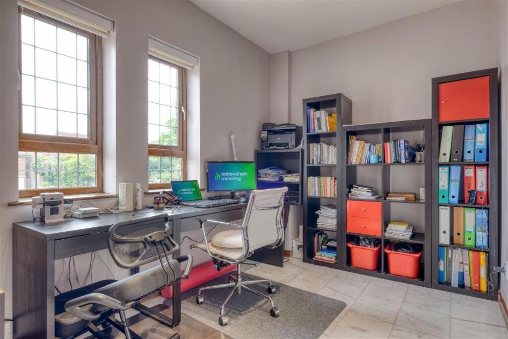 Premium 4br Family W/ Garden Annex And Gym Holiday home Birmingham
